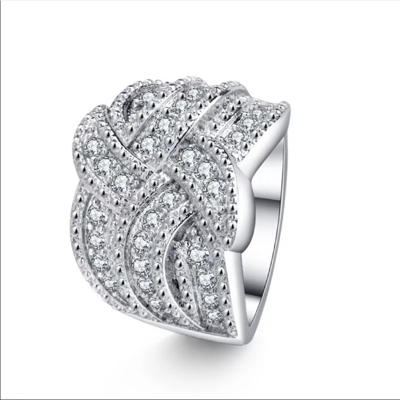 GELRY Jewelry - VICTORY ♡ Cubic Zircon Ring GIFT size 7